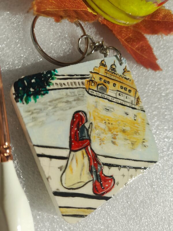 hamandir sahib hand painted keychain